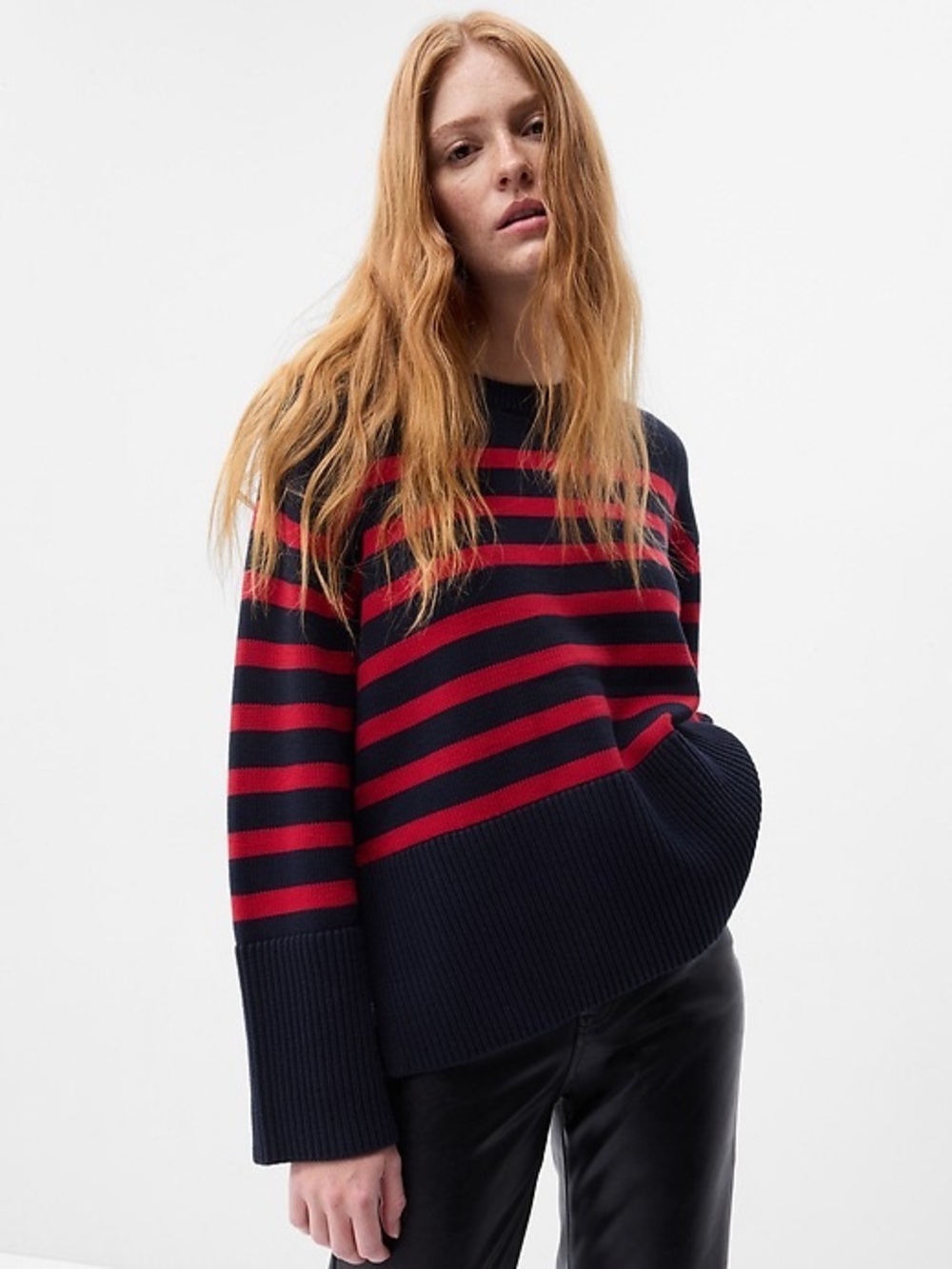 GAP 24/7 Split-Hem Crewneck Sweater Navy Blue Red Cotton Knit Size Medium